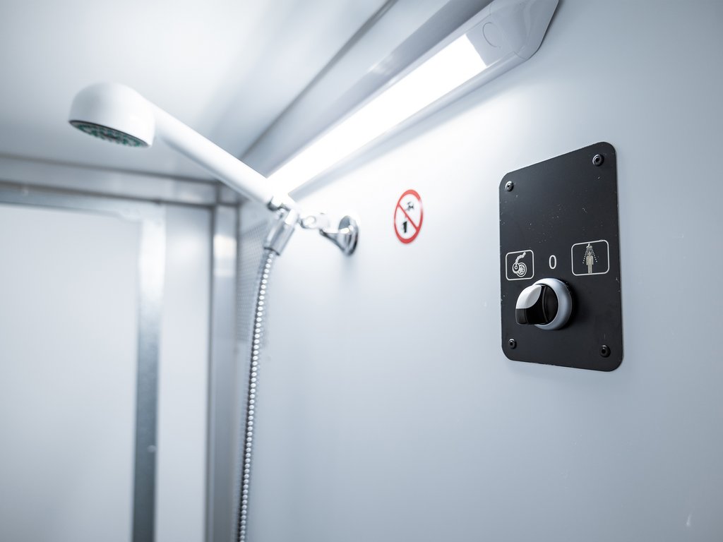 Mobile Decon Unit E4000